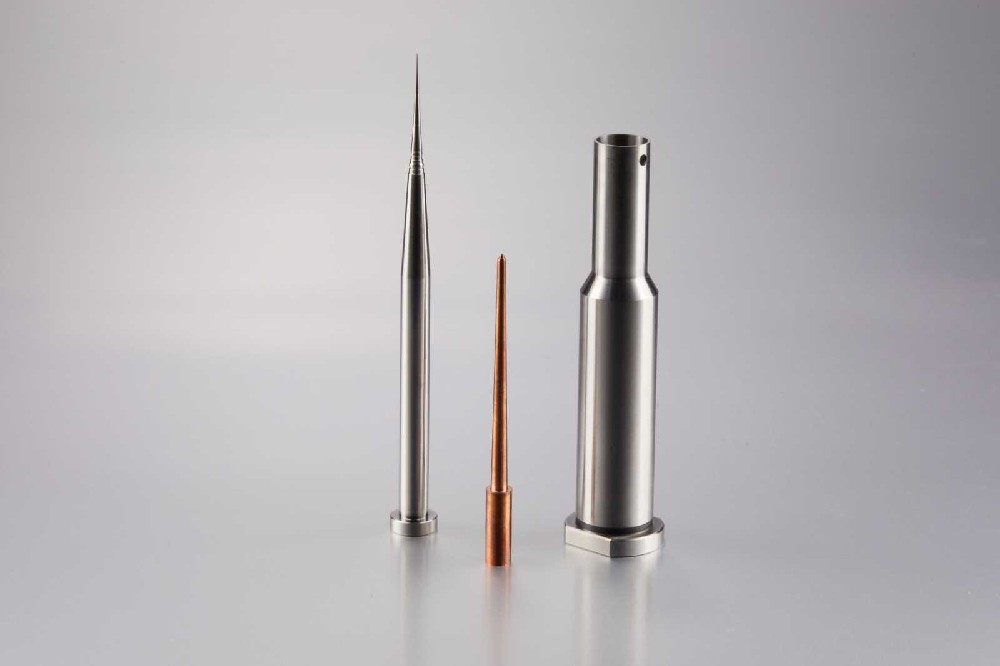 冷墩模具鋼，冷墩切邊模是什么材質的